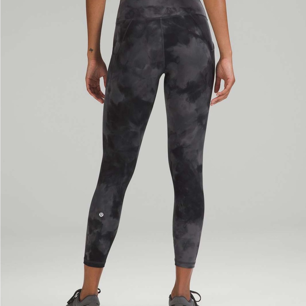 Lululemon Wunder Train High-Rise Crop 23"